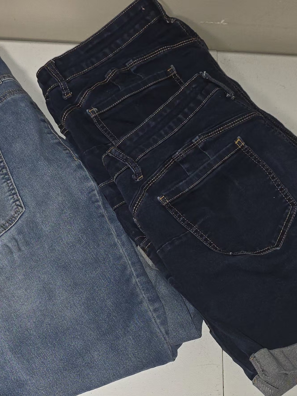 Wax Jean 2 Shorts 1 Vanilla Star Jean. Size 18
